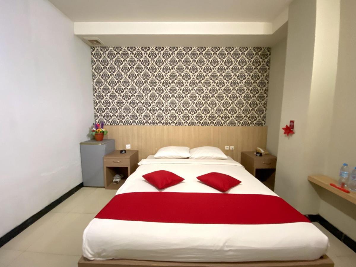 Hotel Davinci Kendari Luaran gambar