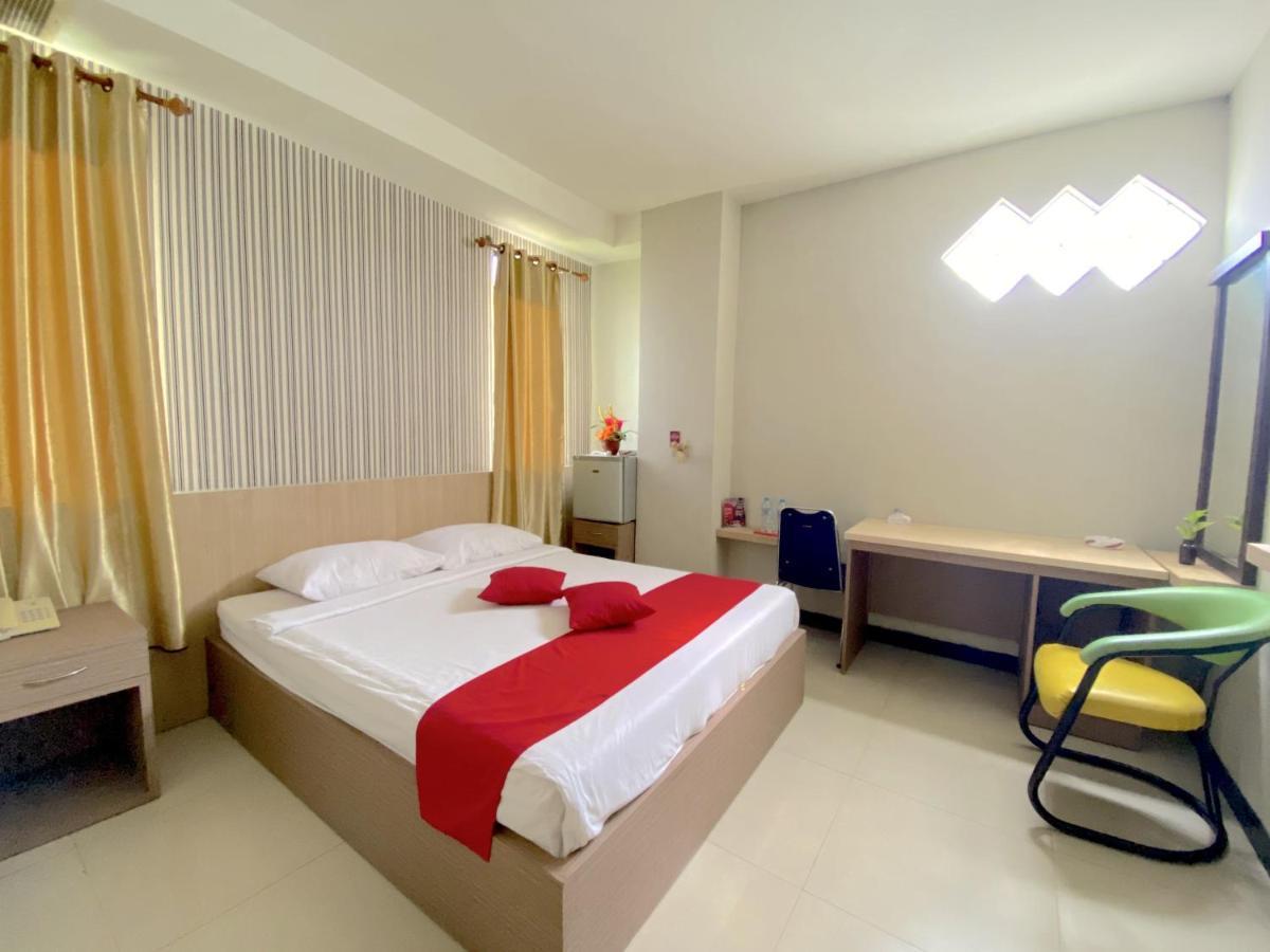 Hotel Davinci Kendari Luaran gambar