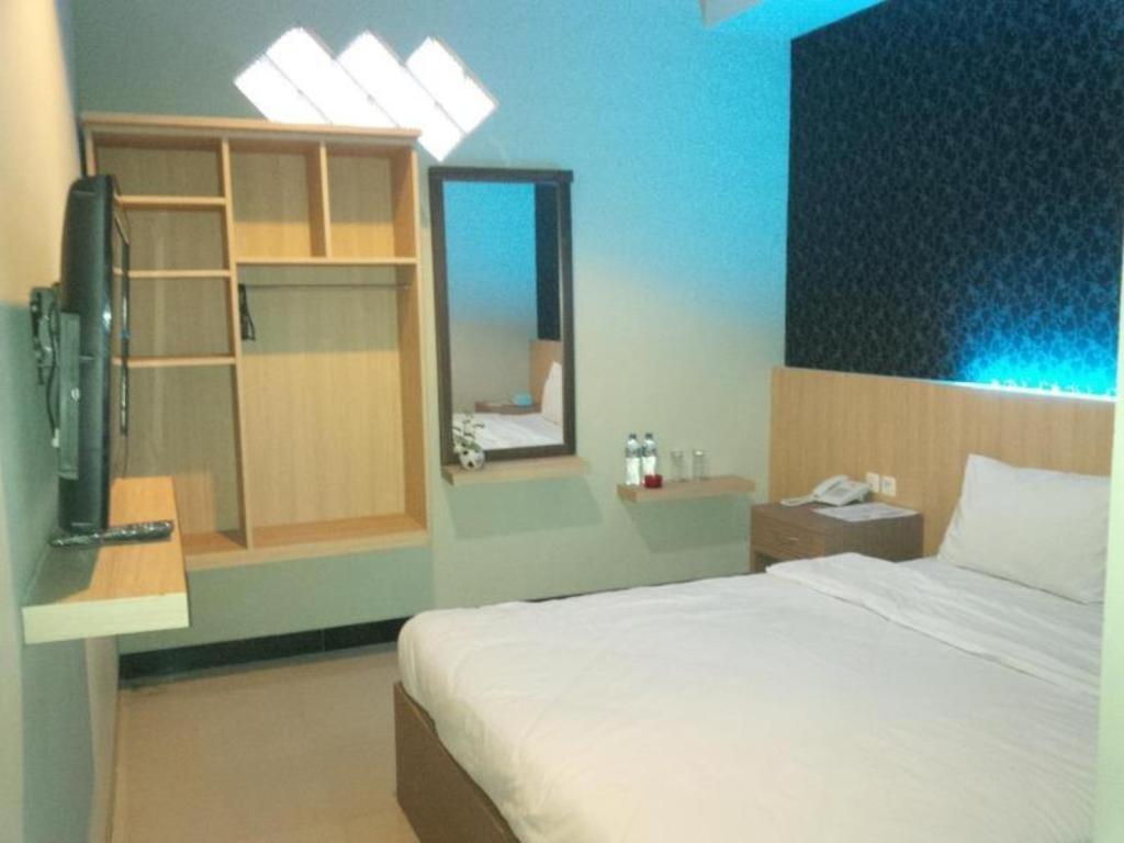 Hotel Davinci Kendari Luaran gambar